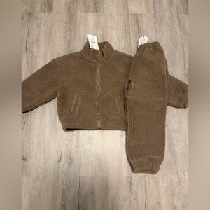 Zara Kids Fuzzy Jacket And Pants Sz 6 Unisex